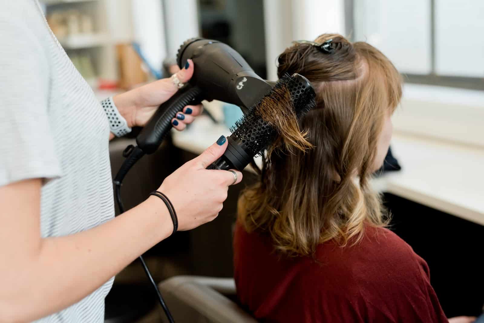 Comment ouvrir un salon de coiffure ?