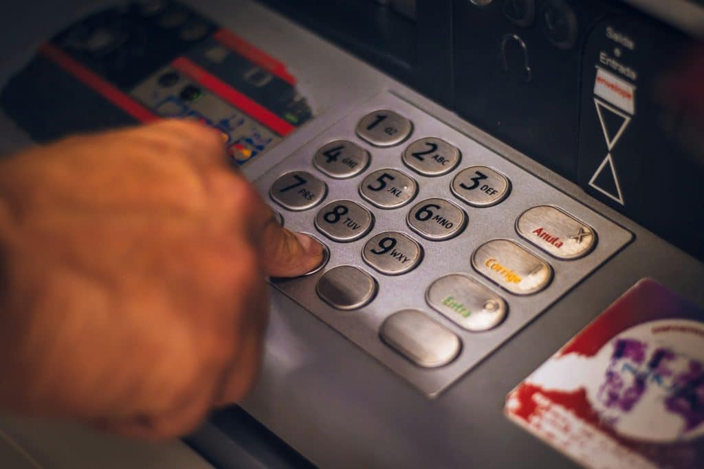 Comment ouvrir un compte bancaire pour votre entreprise ? Le guide pratique