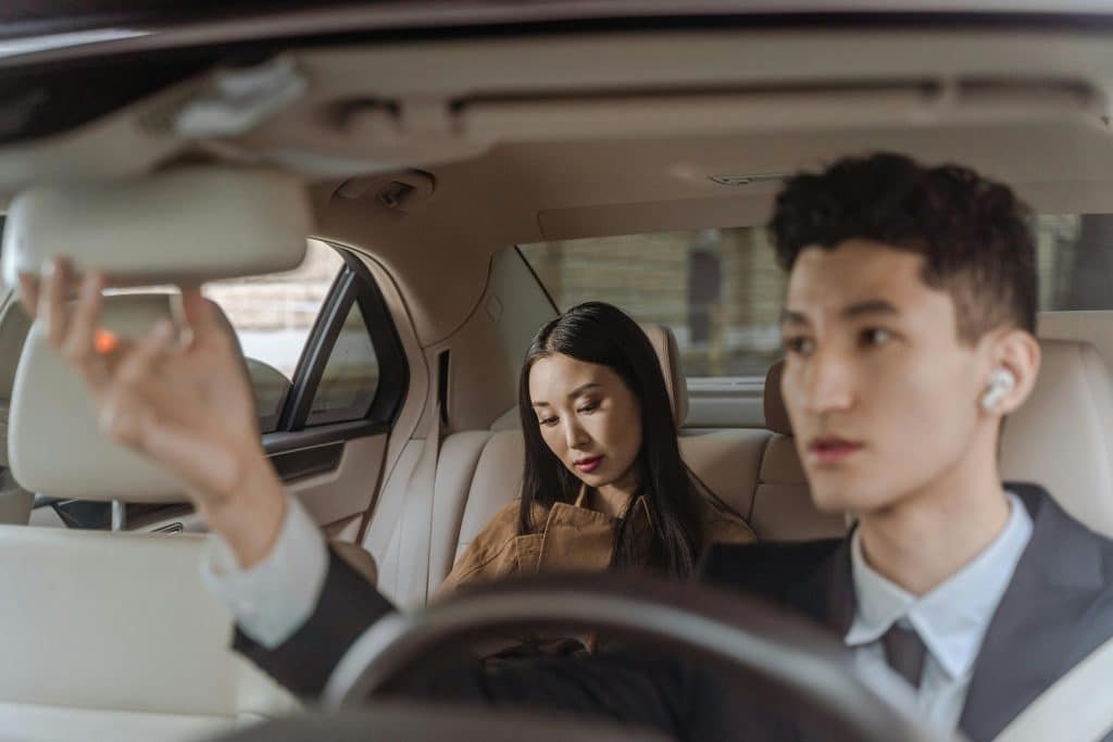 Devenir chauffeur VTC en SASU en 2025 : que faut-il savoir ?