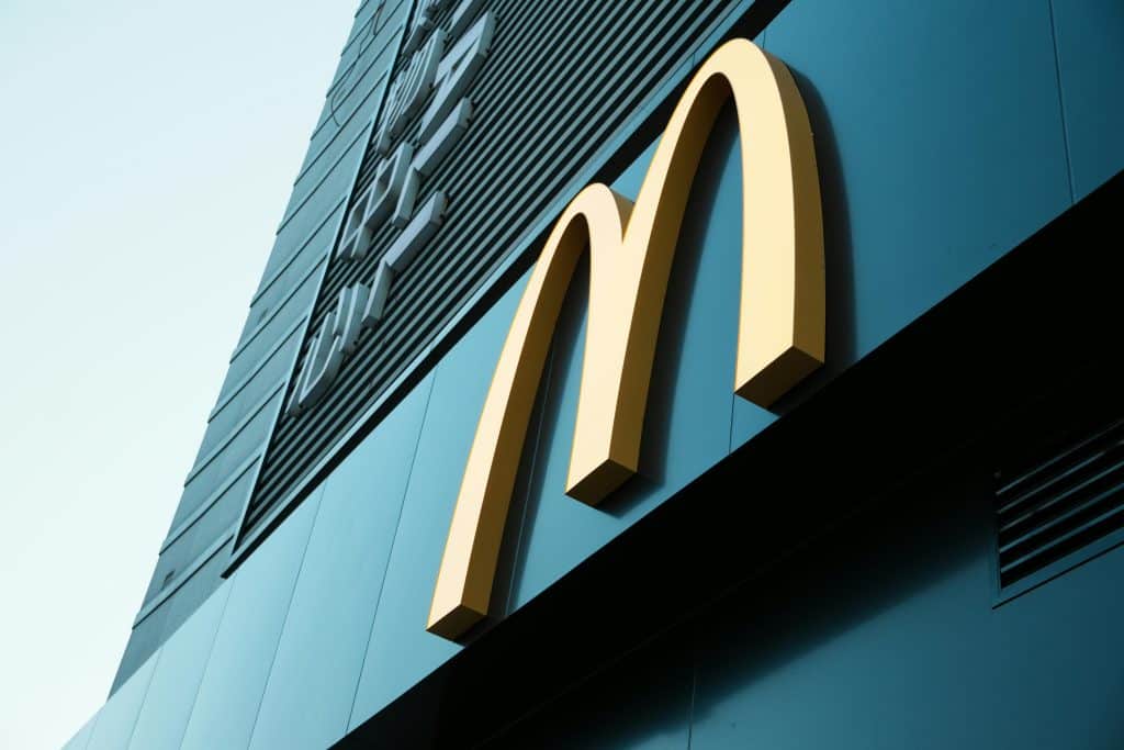 Ouvrir une franchise McDonald’s : notre guide pour un démarrage réussi 